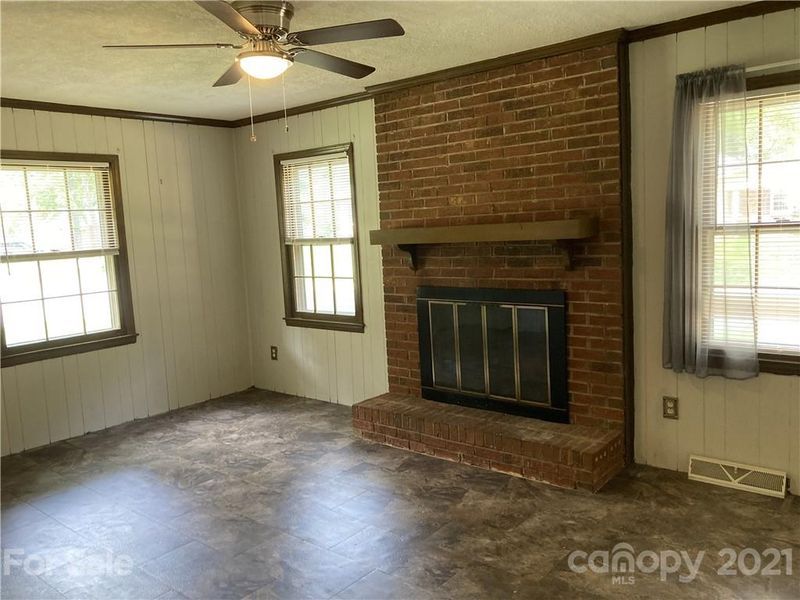 5101 Lodestone Rd, Charlotte, NC 28215