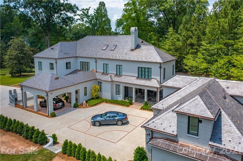 2251 Vernon Dr, Charlotte, NC 28211