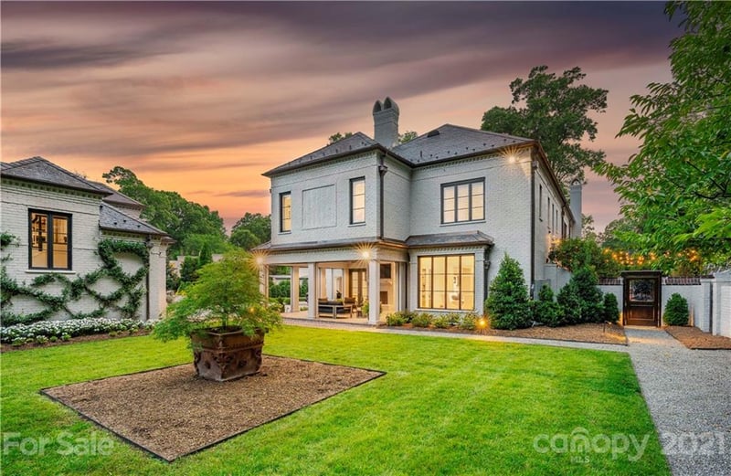 2251 Vernon Dr, Charlotte, NC 28211
