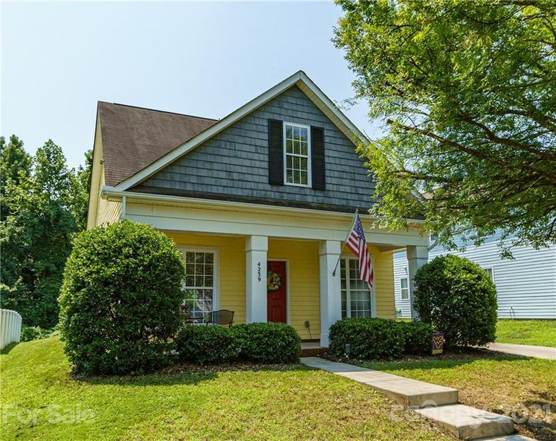 4239 Spring Oak Dr, Charlotte, NC 28208