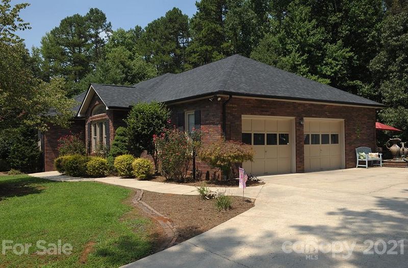 6256 Mountain Vine Ave, Kannapolis, NC 28081