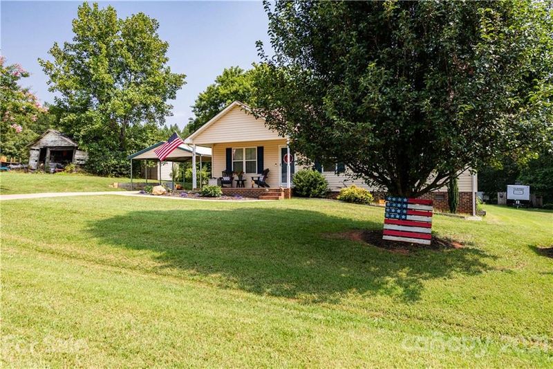 2707 Union Ridge Dr, Lincolnton, NC 28092