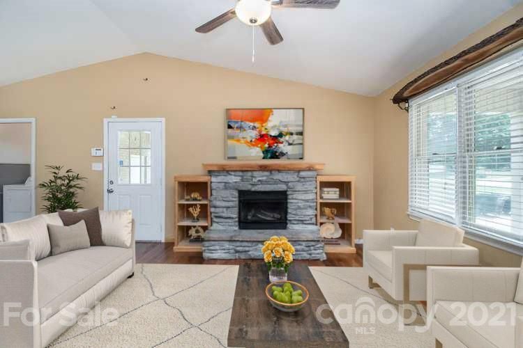 502 Old Post Rd, Cherryville, NC 28021