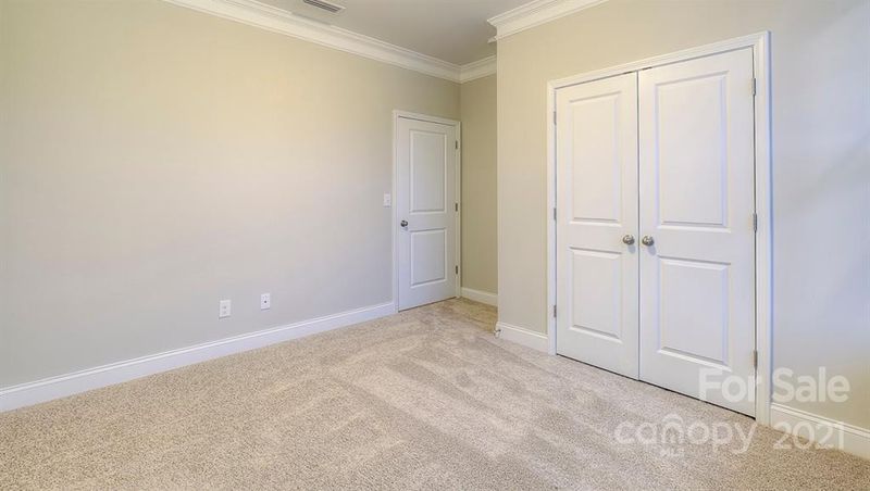 4485 Streamside Rd, Denver, NC 28037
