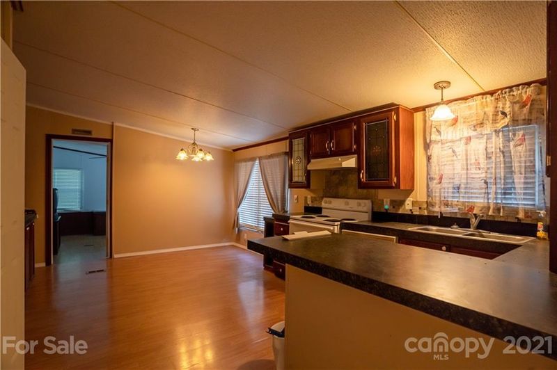 2757 Cimmeron Rd, Lancaster, SC 29720