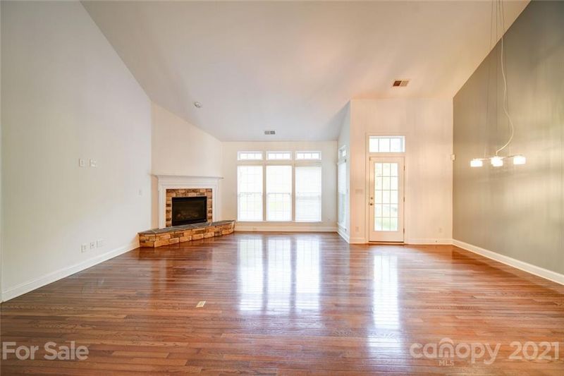 2246 Donnington Ln, Concord, NC 28027