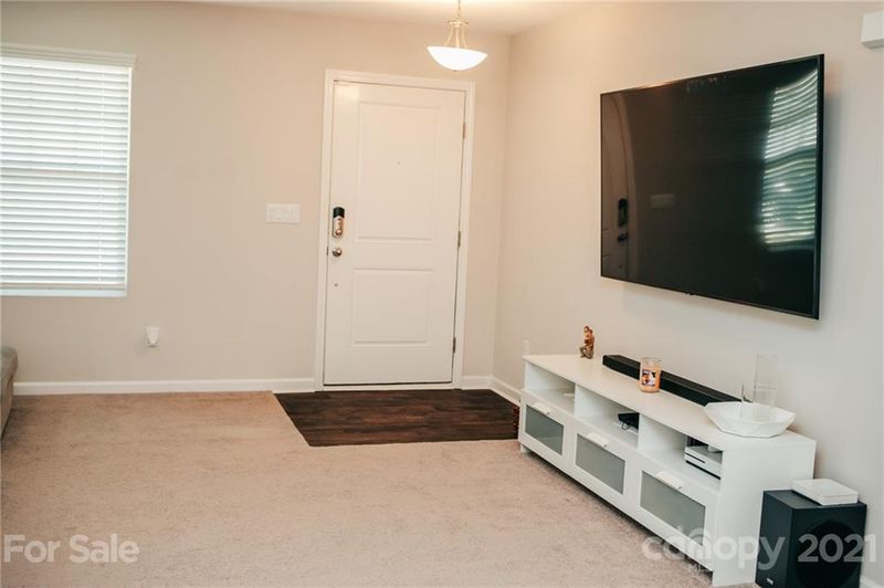 1206 Elvaston Cir, Charlotte, NC 28214
