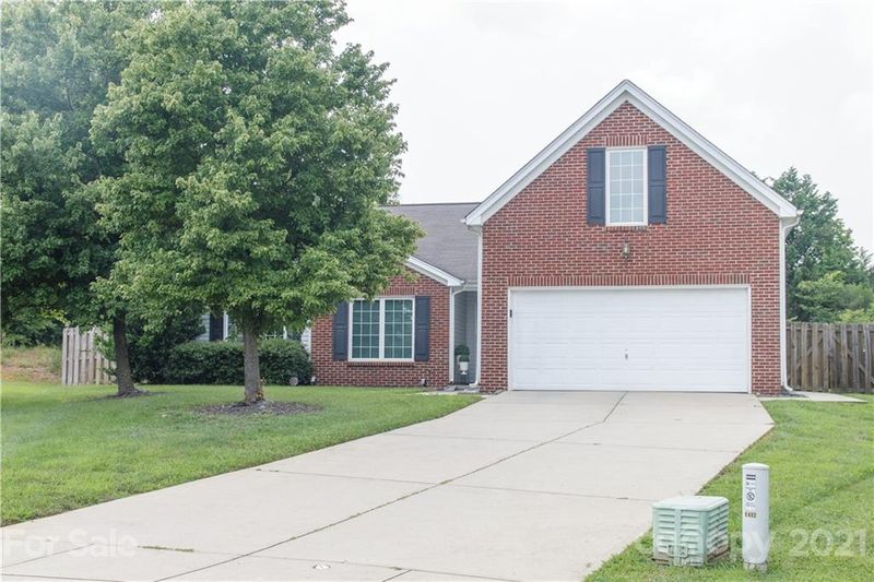 8406 Angwin Pl, Charlotte, NC 28262