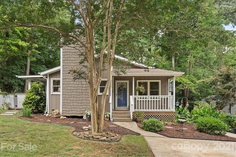 5095 Mariana Ln, Tega Cay, SC 29708