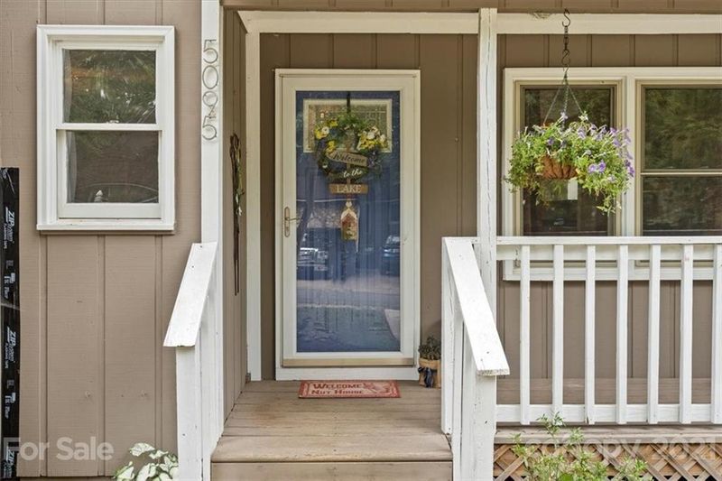 5095 Mariana Ln, Tega Cay, SC 29708