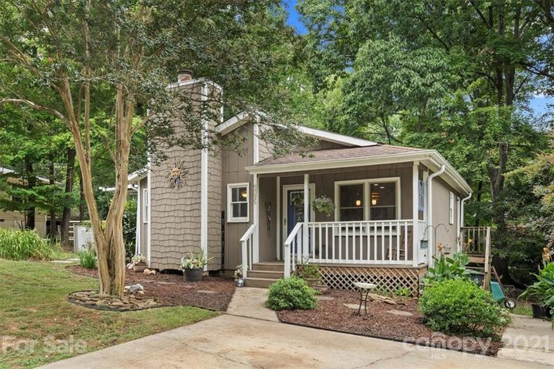 5095 Mariana Ln, Tega Cay, SC 29708
