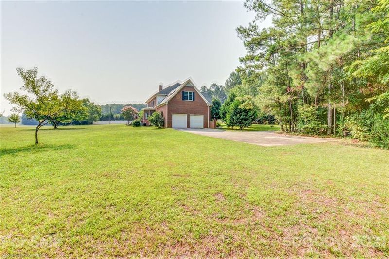 2370 E Highway 55 Hw, Clover, SC 29710