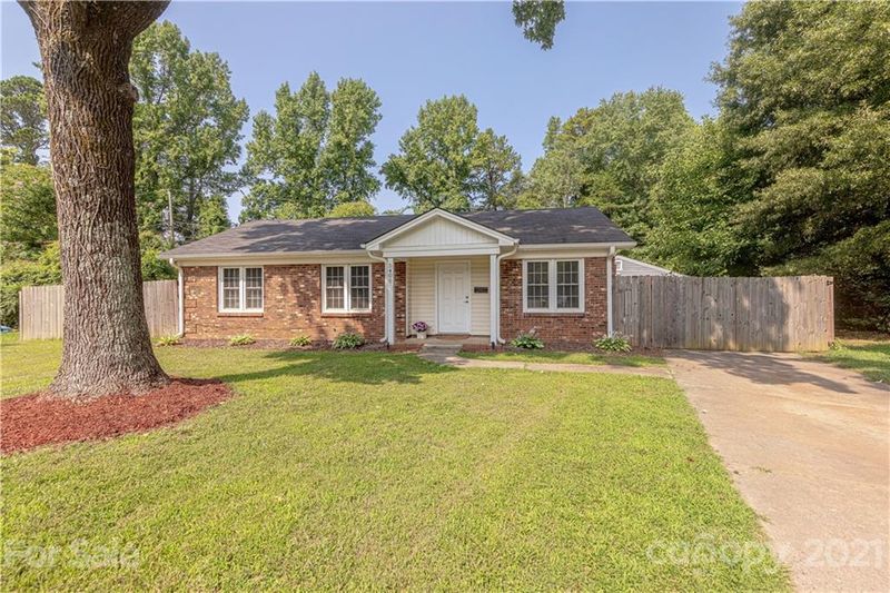 5400 Rocha Ct, Charlotte, NC 28215