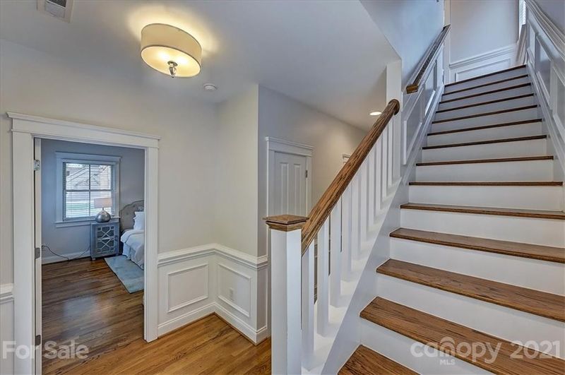 705 E 10th St, Charlotte, NC 28202