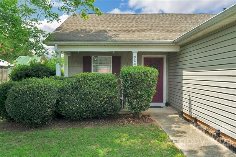 9809 Aviary Hill Way, Charlotte, NC 28214
