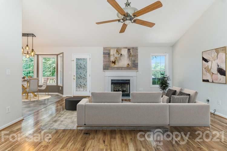 929 Caroline Cir, Kings Mountain, NC 28086