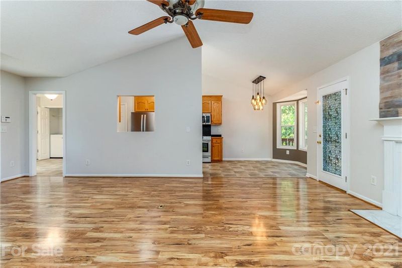 929 Caroline Cir, Kings Mountain, NC 28086