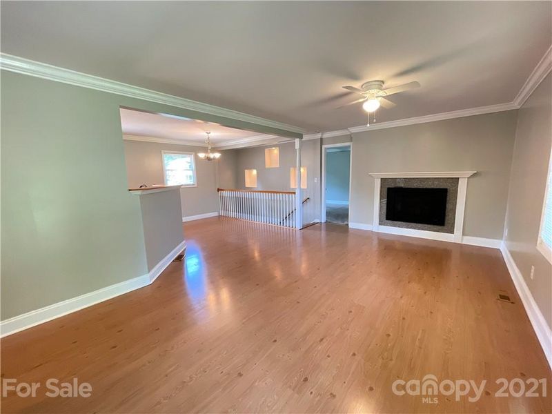 1609 Rayland Dr NE, Hickory, NC 28601