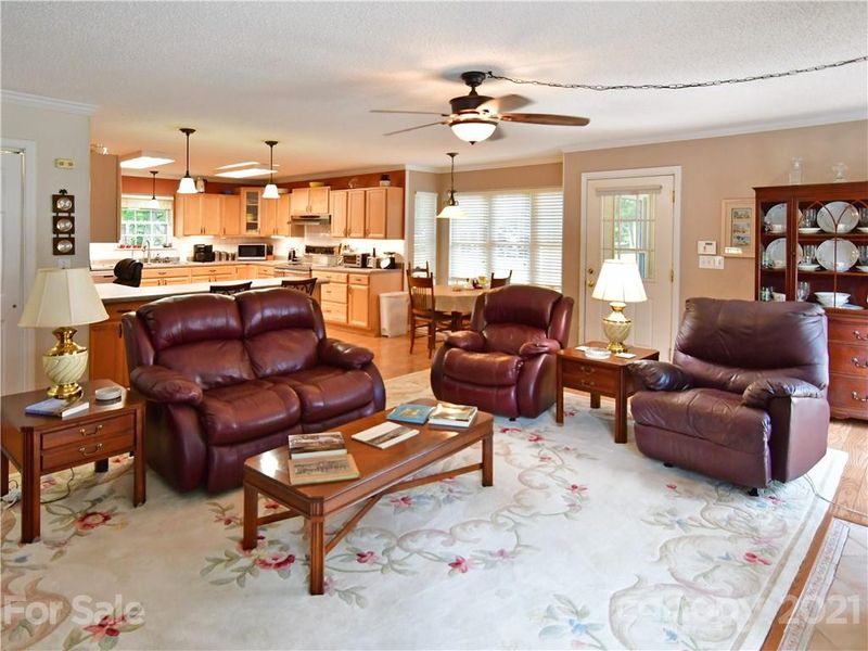 5178 Millstone Dr, Catawba, NC 28609