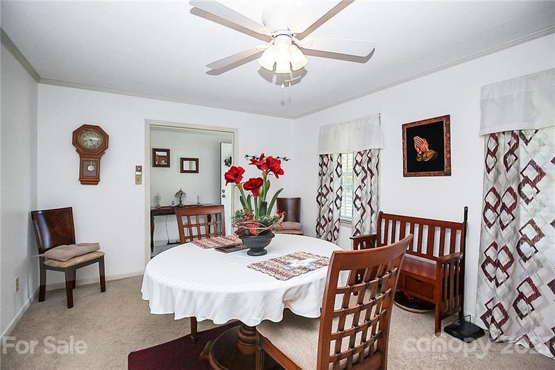 2207 Heavner Rd, Lincolnton, NC 28092