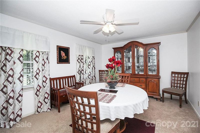 2207 Heavner Rd, Lincolnton, NC 28092