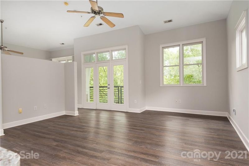 681 Alexander St, Charlotte, NC 28202