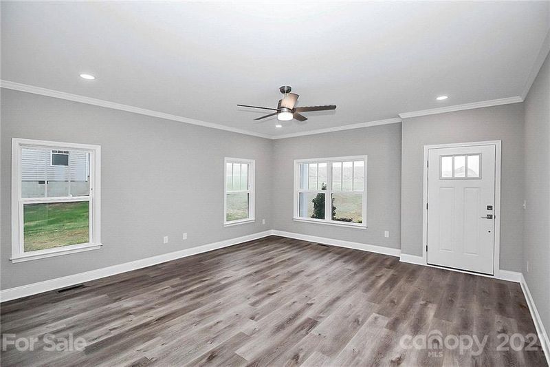 2220 Moose Rd, Kannapolis, NC 28083