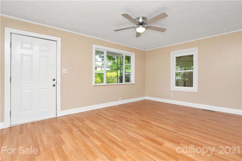 162 Crowell Dr, Concord, NC 28025
