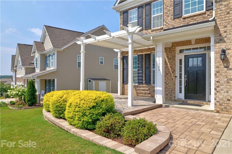 11086 Hat Creek Ln, Davidson, NC 28036