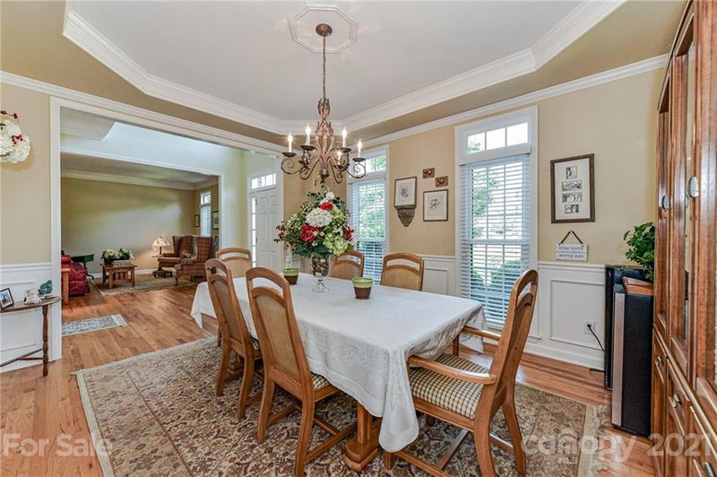 3418 Savannah Hills Dr, Matthews, NC 28105