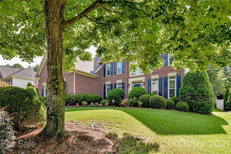 3418 Savannah Hills Dr, Matthews, NC 28105