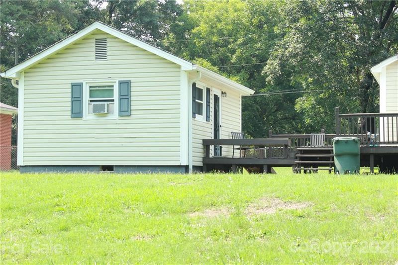 1621 Warren Cir, Gastonia, NC 28054
