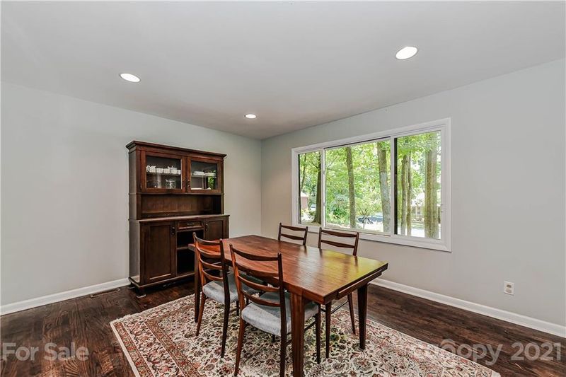6142 Kingstree Dr, Charlotte, NC 28210