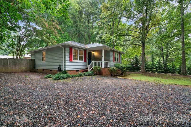 5916 Senconee Rd, Matthews, NC 28104