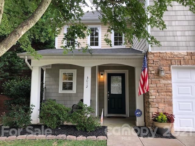3012 Kraus Glen Dr, Charlotte, NC 28214