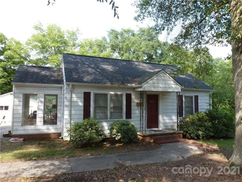 613 Catawba St, Lancaster, SC 29720
