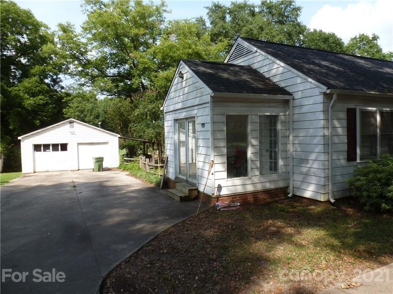 613 Catawba St, Lancaster, SC 29720