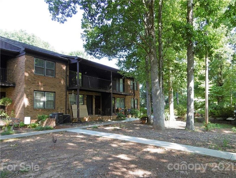 855 Nottingham Dr #72, Gastonia, NC 28054