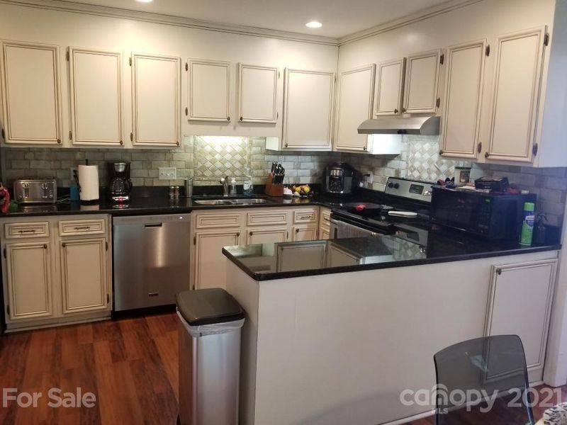 4213 Blacktree Ln, Charlotte, NC 28226