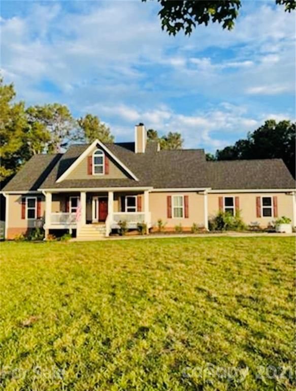 1084 Ross Rd, Blackstock, SC 29014