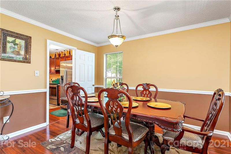 9832 Stephen Thompson Ln, Charlotte, NC 28213