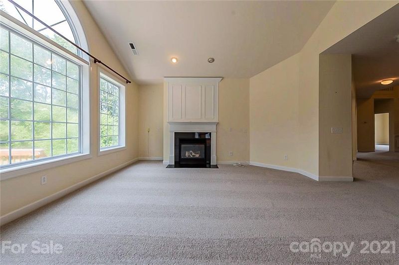 8300 Avanti Dr, Marvin, NC 28173