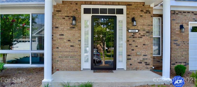 6800 Cinnamon Cir, Mint Hill, NC 28227