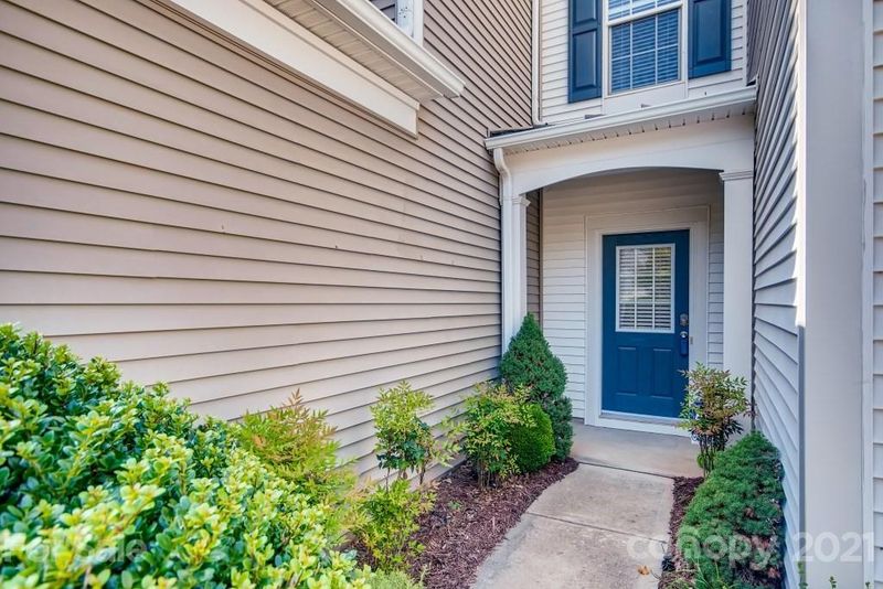 9016 Mcalwaine Preserve Ave, Charlotte, NC 28277