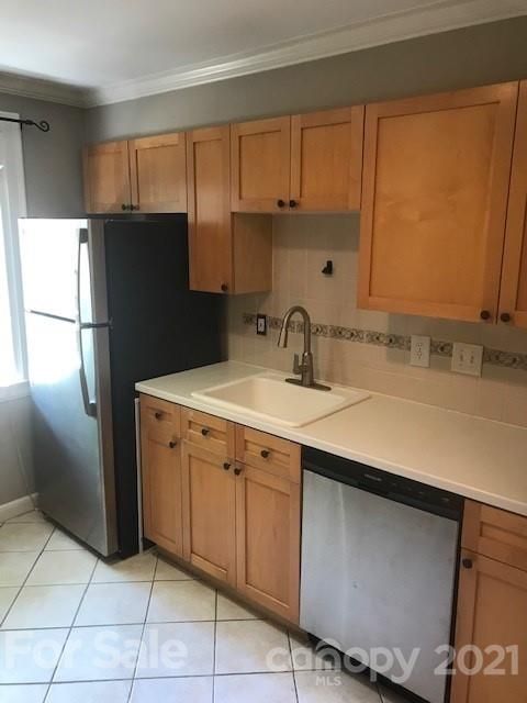 103 S Laurel Ave #82B, Charlotte, NC 28207