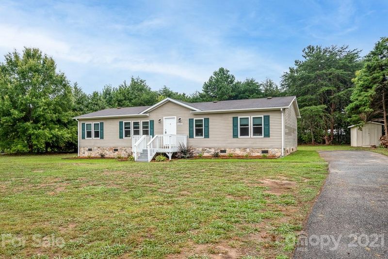 2345 Ashlee Meadows Ln, Lincolnton, NC 28092