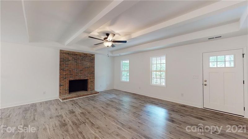 1041 Twin Lakes Rd, Rock Hill, SC 29732