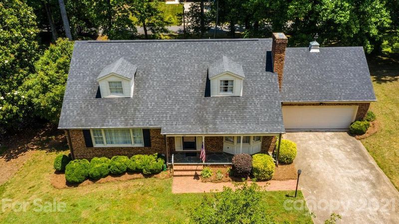164 17th Ave NW, Hickory, NC 28601