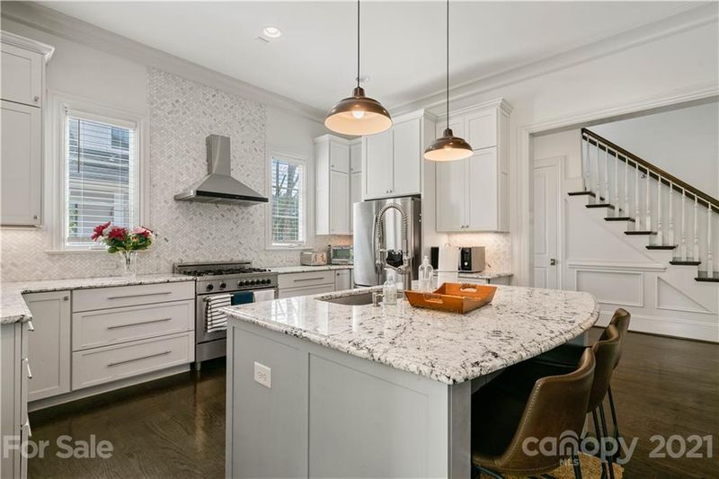 2006 Summey Ave, Charlotte, NC 28205