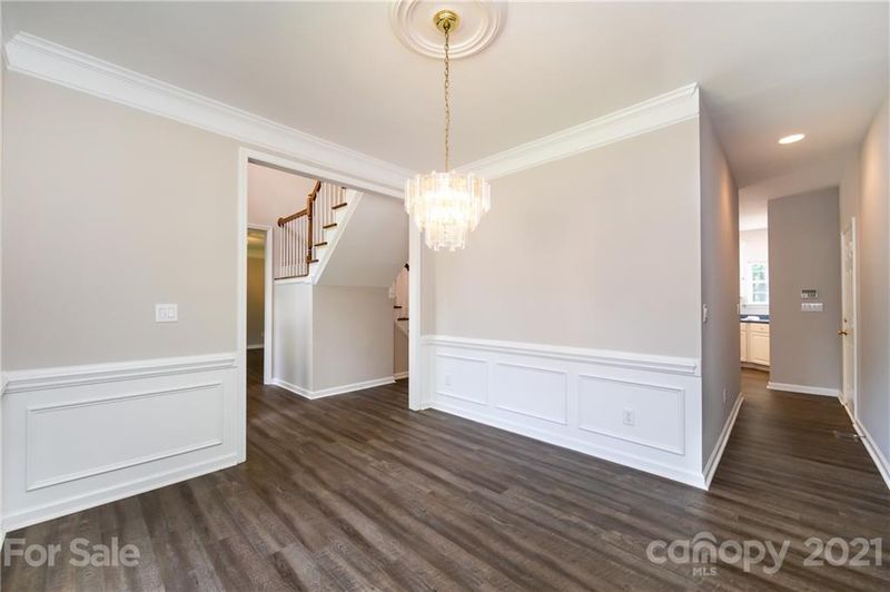 9200 Mountain Aire Cir, Charlotte, NC 28214
